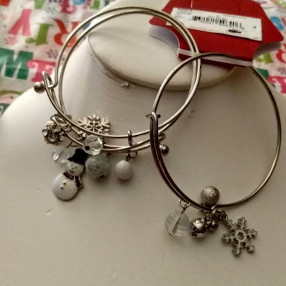 Kohl's Jewelry - 3pc SET KOHL'S Holiday Winter Jingle Bell/Snowflake/Snowman Charm Bracelets**NEW